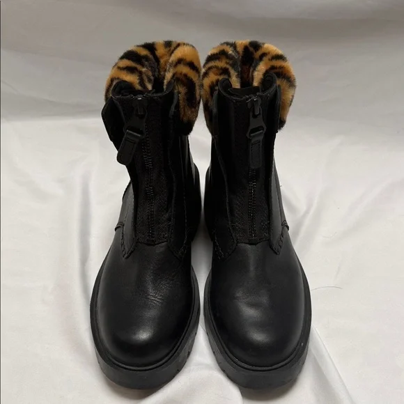 UGG Czeriesa Black Leather with Leopard Shearling Cuff & Zip Front Boots - Picture 3 of 6